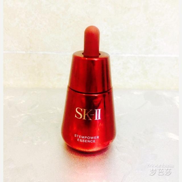sk2小灯泡和小红瓶区别是什么 哪个更好用